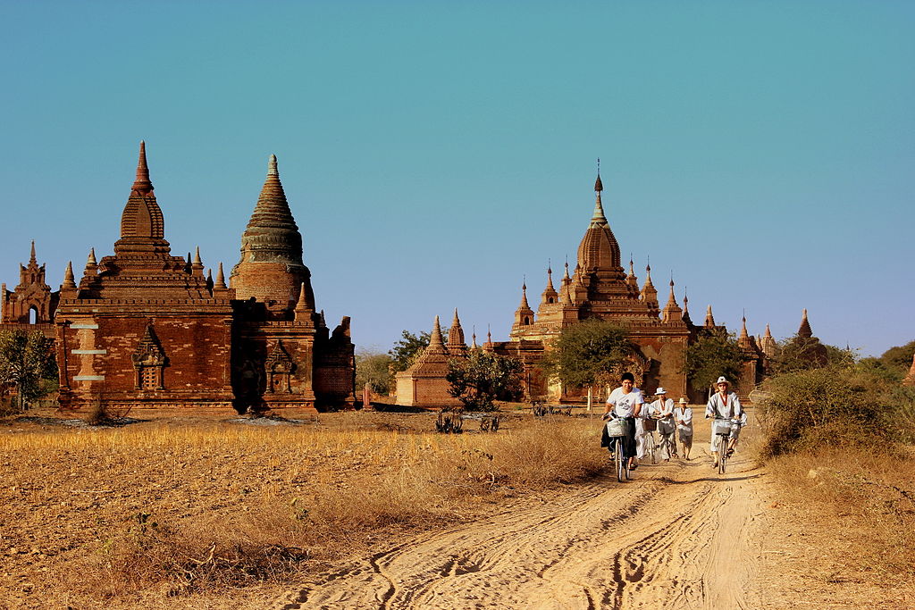 AGAN_TEMPLES_BAGAN_MYANMAR